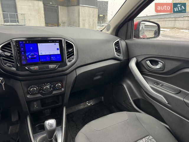 Красный ВАЗ XRay, объемом двигателя 1.8 л и пробегом 47 тыс. км за 8300 $, фото 25 на Automoto.ua