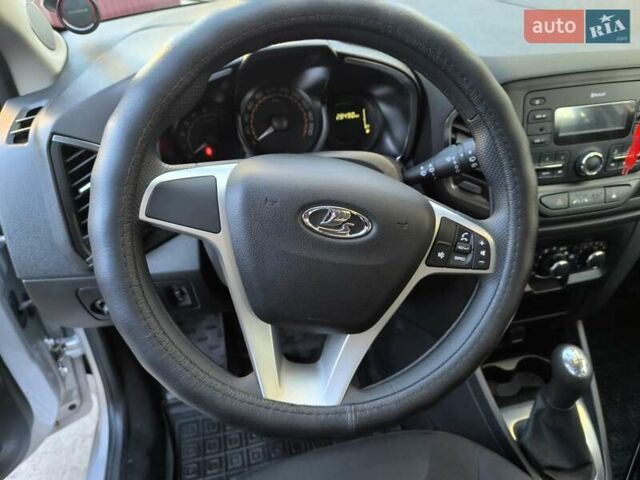 Сірий ВАЗ XRay, об'ємом двигуна 1.6 л та пробігом 28 тис. км за 9700 $, фото 8 на Automoto.ua