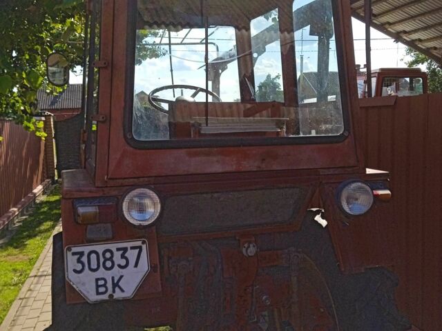 Червоний ВТЗ Т-25, об'ємом двигуна 2 л та пробігом 3 тис. км за 4900 $, фото 1 на Automoto.ua