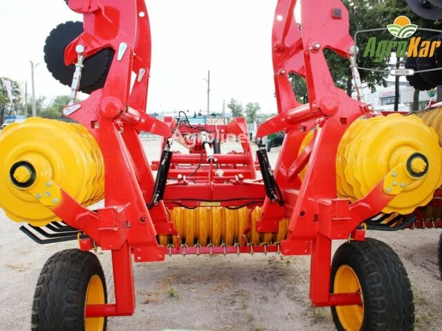 Червоний Вадерстад Carrier 425, об'ємом двигуна 0 л та пробігом 0 тис. км за 30232 $, фото 4 на Automoto.ua