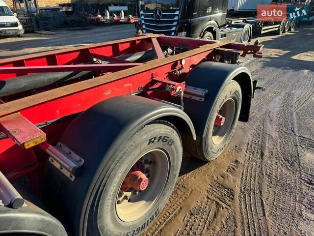 Красный Van Hool 3-АС, объемом двигателя 0 л и пробегом 355 тыс. км за 12623 $, фото 12 на Automoto.ua