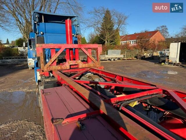 Красный Van Hool 3-АС, объемом двигателя 0 л и пробегом 355 тыс. км за 12623 $, фото 8 на Automoto.ua