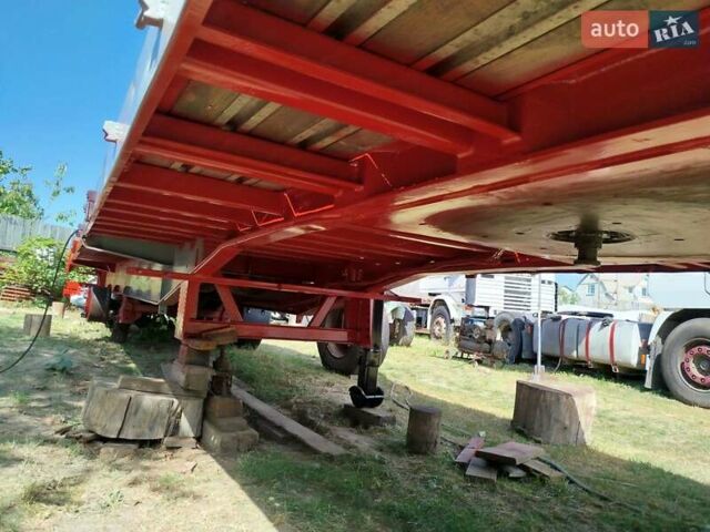 Красный Van Hool 3B2011, объемом двигателя 0 л и пробегом 737 тыс. км за 4700 $, фото 4 на Automoto.ua