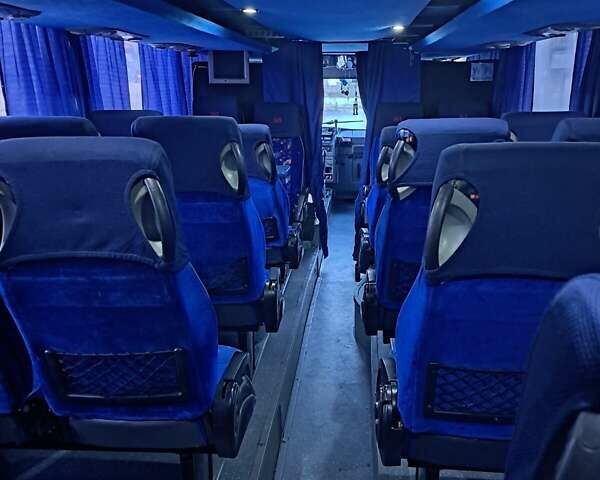 Білий Van Hool 927, об'ємом двигуна 12 л та пробігом 500 тис. км за 80000 $, фото 12 на Automoto.ua