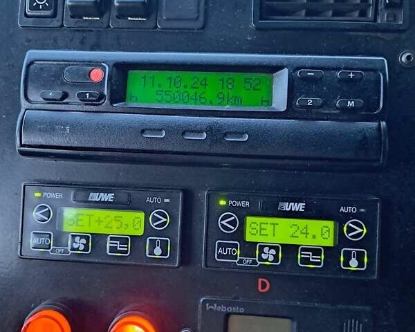 Білий Van Hool 927, об'ємом двигуна 12 л та пробігом 500 тис. км за 80000 $, фото 7 на Automoto.ua