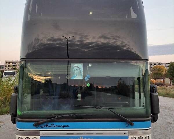 Білий Van Hool 927, об'ємом двигуна 12 л та пробігом 500 тис. км за 80000 $, фото 1 на Automoto.ua