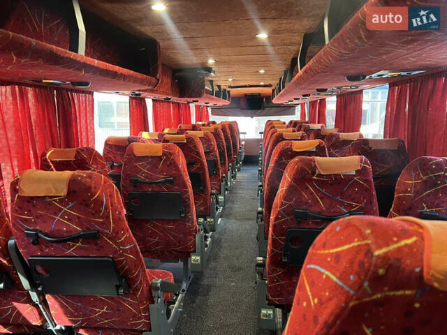 Красный Van Hool 927, объемом двигателя 12.8 л и пробегом 650 тыс. км за 70000 $, фото 39 на Automoto.ua