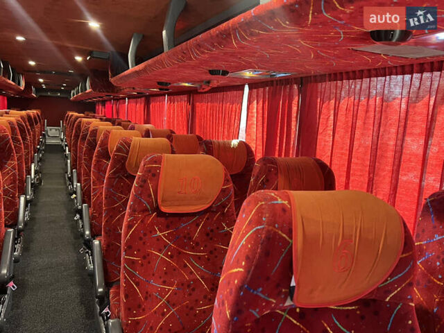 Красный Van Hool 927, объемом двигателя 12.8 л и пробегом 650 тыс. км за 70000 $, фото 32 на Automoto.ua