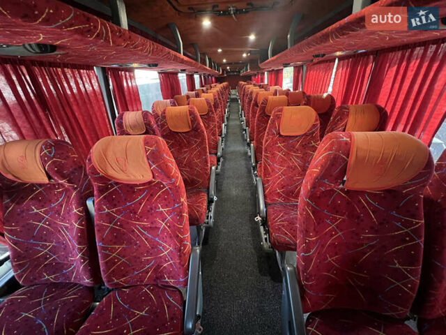 Красный Van Hool 927, объемом двигателя 12.8 л и пробегом 650 тыс. км за 70000 $, фото 29 на Automoto.ua