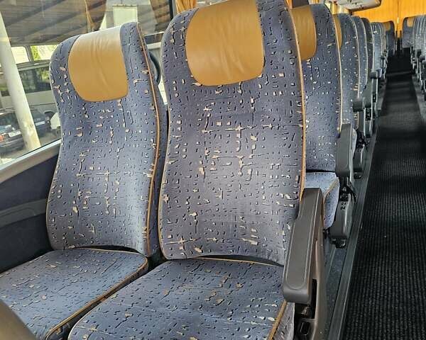 Білий Van Hool Акрон, об'ємом двигуна 12.9 л та пробігом 420 тис. км за 77000 $, фото 7 на Automoto.ua