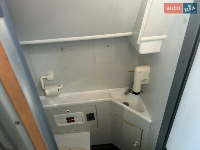 Бежевий Van Hool Акрон, об'ємом двигуна 12.9 л та пробігом 360 тис. км за 110000 $, фото 14 на Automoto.ua