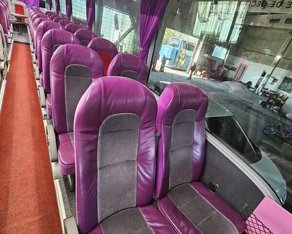 Фиолетовый Van Hool Акрон, объемом двигателя 12.9 л и пробегом 736 тыс. км за 115000 $, фото 11 на Automoto.ua