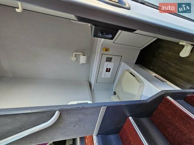 Фиолетовый Van Hool Акрон, объемом двигателя 12.9 л и пробегом 736 тыс. км за 115000 $, фото 40 на Automoto.ua