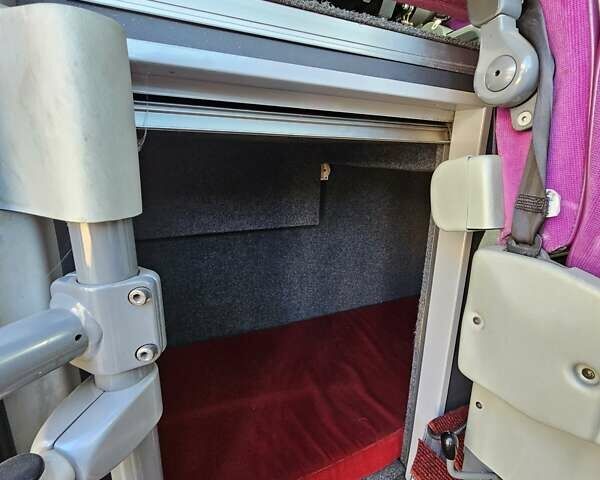 Фіолетовий Van Hool Акрон, об'ємом двигуна 12.9 л та пробігом 736 тис. км за 115000 $, фото 30 на Automoto.ua