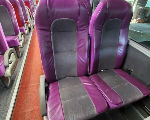 Фіолетовий Van Hool Акрон, об'ємом двигуна 12.9 л та пробігом 736 тис. км за 115000 $, фото 9 на Automoto.ua