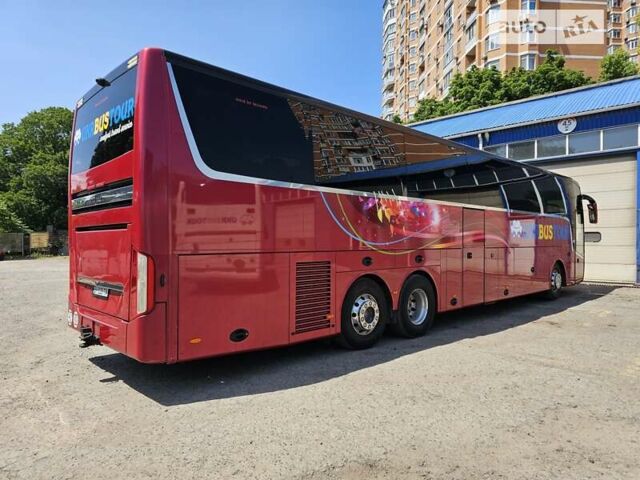 Красный Van Hool Акрон, объемом двигателя 12.9 л и пробегом 820 тыс. км за 170000 $, фото 3 на Automoto.ua