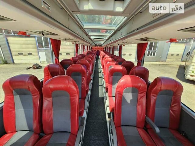 Красный Van Hool Акрон, объемом двигателя 12.9 л и пробегом 820 тыс. км за 170000 $, фото 7 на Automoto.ua