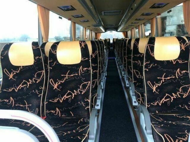 Жовтий Van Hool Акрон, об'ємом двигуна 0 л та пробігом 623 тис. км за 80000 $, фото 2 на Automoto.ua