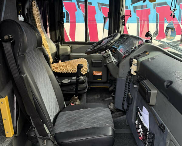 Белый Van Hool Атлано, объемом двигателя 11.96 л и пробегом 960 тыс. км за 60000 $, фото 3 на Automoto.ua