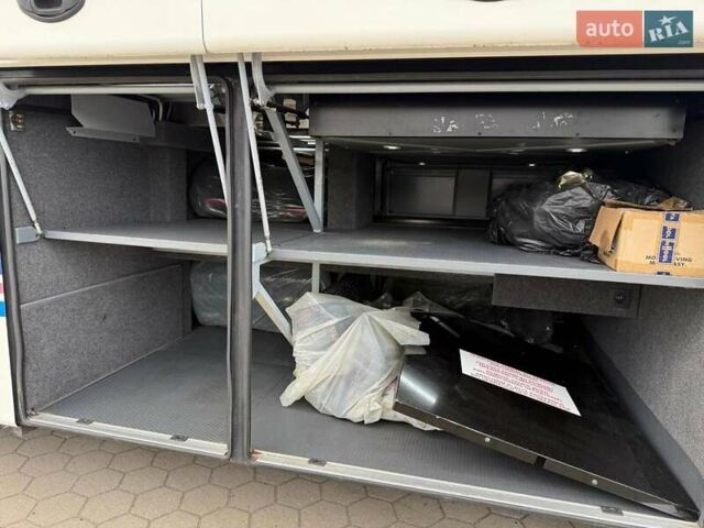 Белый Van Hool Атлано, объемом двигателя 12.9 л и пробегом 544 тыс. км за 192713 $, фото 11 на Automoto.ua