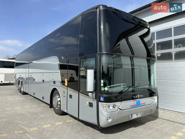 Серый Van Hool Атлано, объемом двигателя 12.9 л и пробегом 757 тыс. км за 265801 $, фото 1 на Automoto.ua