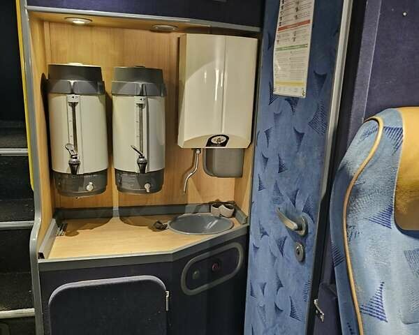 Белый Van Hool Астромега, объемом двигателя 12.9 л и пробегом 150 тыс. км за 139896 $, фото 7 на Automoto.ua