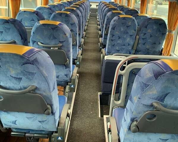 Красный Van Hool Астромега, объемом двигателя 12 л и пробегом 940 тыс. км за 225573 $, фото 5 на Automoto.ua