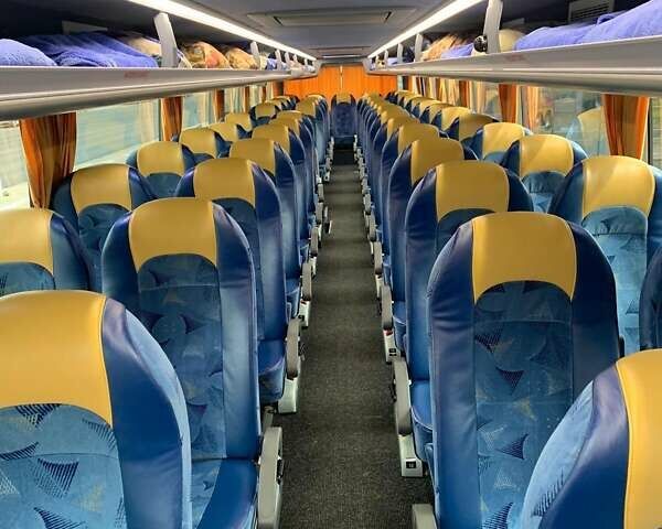 Красный Van Hool Астромега, объемом двигателя 12 л и пробегом 940 тыс. км за 225573 $, фото 3 на Automoto.ua