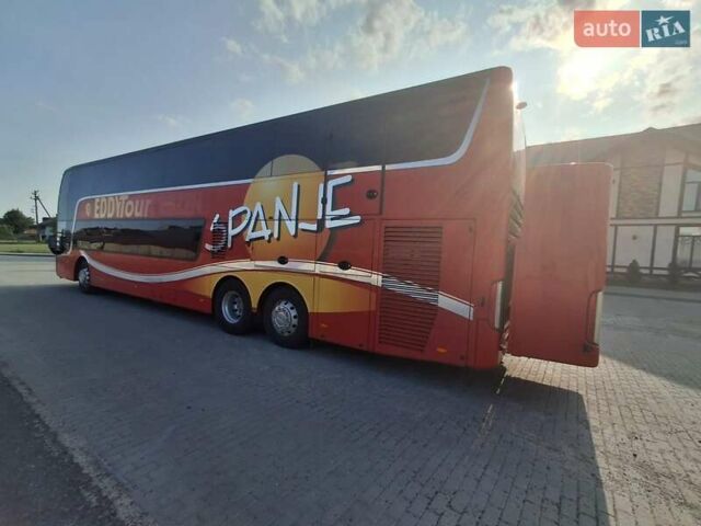 Красный Van Hool Астромега, объемом двигателя 12 л и пробегом 140 тыс. км за 284903 $, фото 5 на Automoto.ua