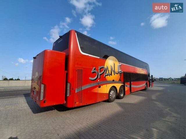 Красный Van Hool Астромега, объемом двигателя 12 л и пробегом 140 тыс. км за 284903 $, фото 4 на Automoto.ua