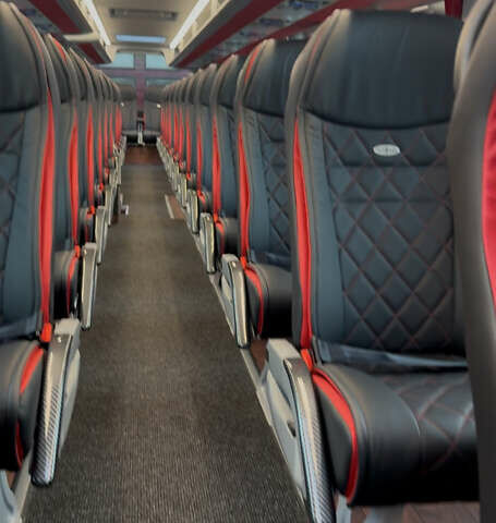 Красный Van Hool Астромега, объемом двигателя 0 л и пробегом 1000 тыс. км за 719353 $, фото 5 на Automoto.ua