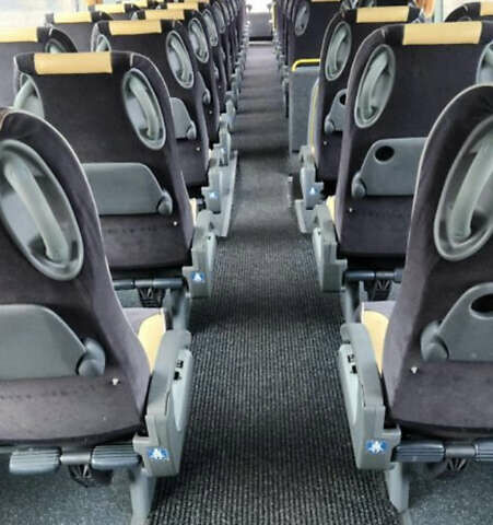 Оранжевый Van Hool Астромега, объемом двигателя 12 л и пробегом 2 тыс. км за 107000 $, фото 8 на Automoto.ua