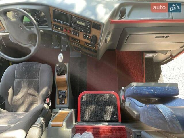 Белый Van Hool Астрон, объемом двигателя 12.9 л и пробегом 785 тыс. км за 95999 $, фото 6 на Automoto.ua