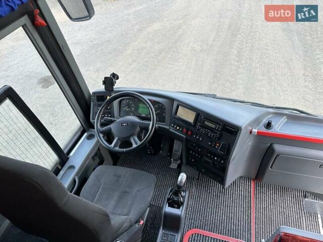 Белый Van Hool Астрон, объемом двигателя 12.42 л и пробегом 153 тыс. км за 85000 $, фото 13 на Automoto.ua