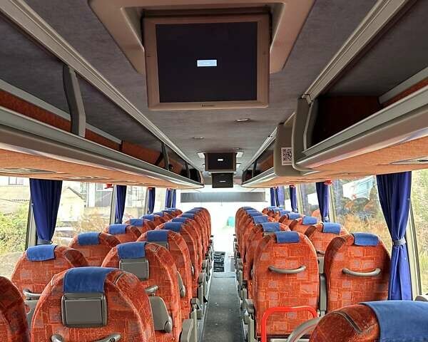 Белый Van Hool Астрон, объемом двигателя 12.42 л и пробегом 153 тыс. км за 85000 $, фото 17 на Automoto.ua