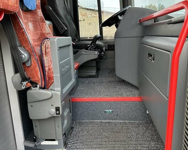 Белый Van Hool Астрон, объемом двигателя 12.42 л и пробегом 153 тыс. км за 85000 $, фото 14 на Automoto.ua
