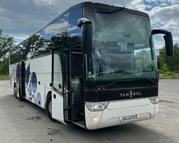 Белый Van Hool Астрон, объемом двигателя 0 л и пробегом 587 тыс. км за 165943 $, фото 1 на Automoto.ua