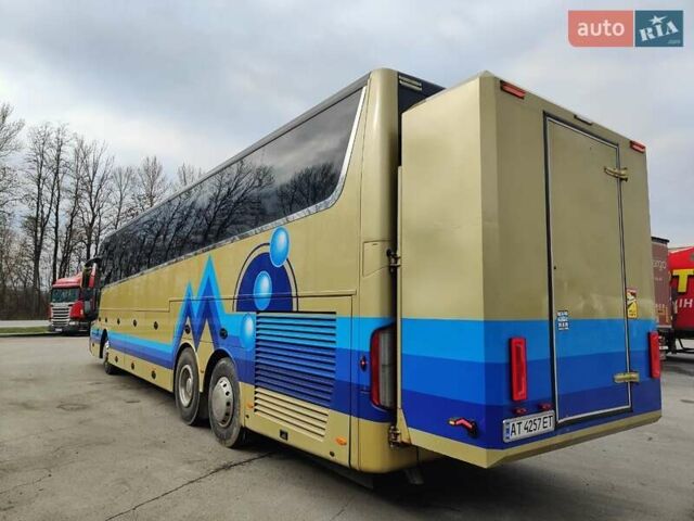 Желтый Van Hool Астрон, объемом двигателя 12.42 л и пробегом 930 тыс. км за 200000 $, фото 3 на Automoto.ua