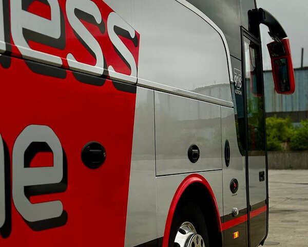 Серый Van Hool Астрон, объемом двигателя 12.9 л и пробегом 355 тыс. км за 141050 $, фото 10 на Automoto.ua