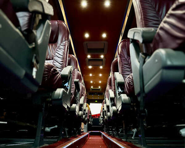 Серый Van Hool Астрон, объемом двигателя 12.9 л и пробегом 355 тыс. км за 141050 $, фото 16 на Automoto.ua