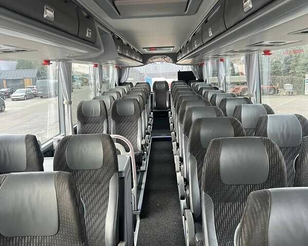 Синий Van Hool Астрон, объемом двигателя 0 л и пробегом 8 тыс. км за 117000 $, фото 3 на Automoto.ua