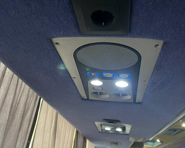 Зеленый Van Hool Астрон, объемом двигателя 12.9 л и пробегом 900 тыс. км за 108000 $, фото 8 на Automoto.ua