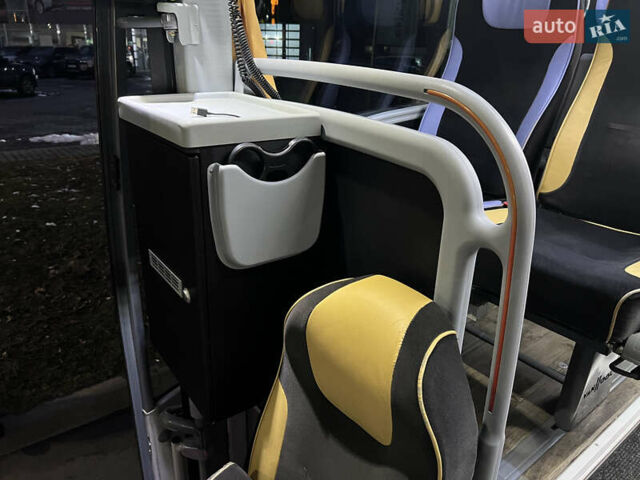 Зеленый Van Hool Астрон, объемом двигателя 12.9 л и пробегом 890 тыс. км за 205000 $, фото 62 на Automoto.ua