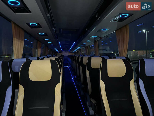 Зеленый Van Hool Астрон, объемом двигателя 12.9 л и пробегом 890 тыс. км за 205000 $, фото 72 на Automoto.ua
