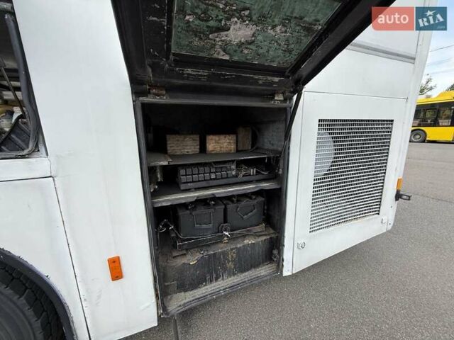 Белый Van Hool T816, объемом двигателя 11.97 л и пробегом 750 тыс. км за 15000 $, фото 31 на Automoto.ua
