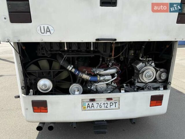 Белый Van Hool T816, объемом двигателя 11.97 л и пробегом 750 тыс. км за 15000 $, фото 10 на Automoto.ua
