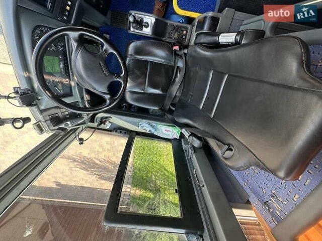 Белый Van Hool T915, объемом двигателя 12.9 л и пробегом 250 тыс. км за 59000 $, фото 8 на Automoto.ua