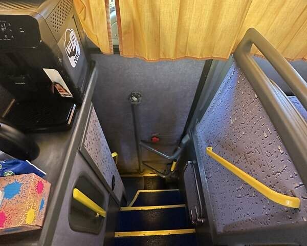 Белый Van Hool T915, объемом двигателя 12.9 л и пробегом 250 тыс. км за 59000 $, фото 11 на Automoto.ua