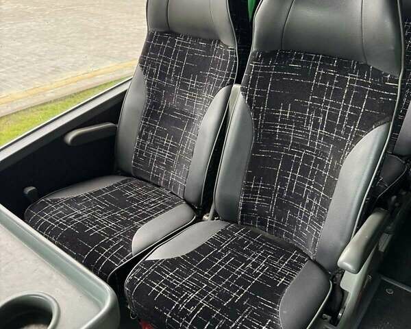 Черный Van Hool T915, объемом двигателя 11.97 л и пробегом 800 тыс. км за 19900 $, фото 17 на Automoto.ua