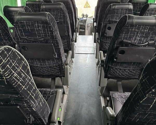 Черный Van Hool T915, объемом двигателя 11.97 л и пробегом 800 тыс. км за 19900 $, фото 14 на Automoto.ua